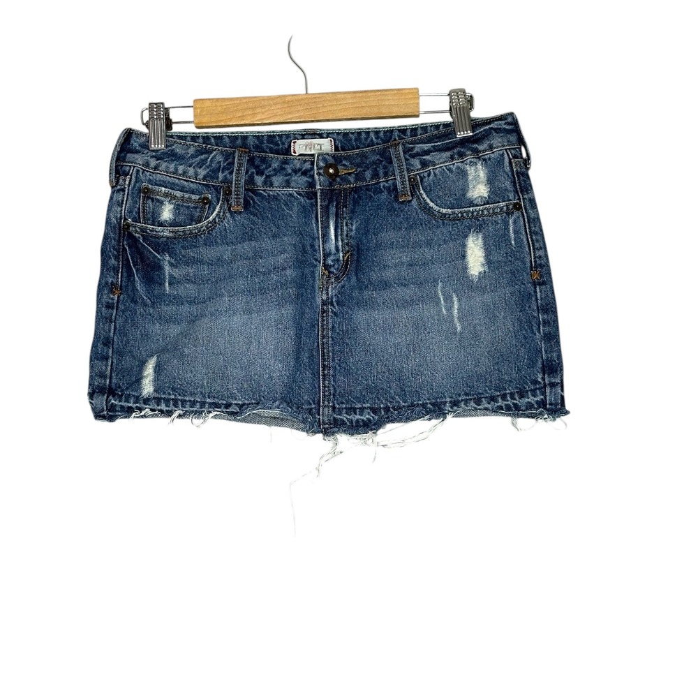 Tilt Women Micro Mini Denim Skirt 7 Y2K Low Rise Raw Hem Britney Paris‎ Grunge